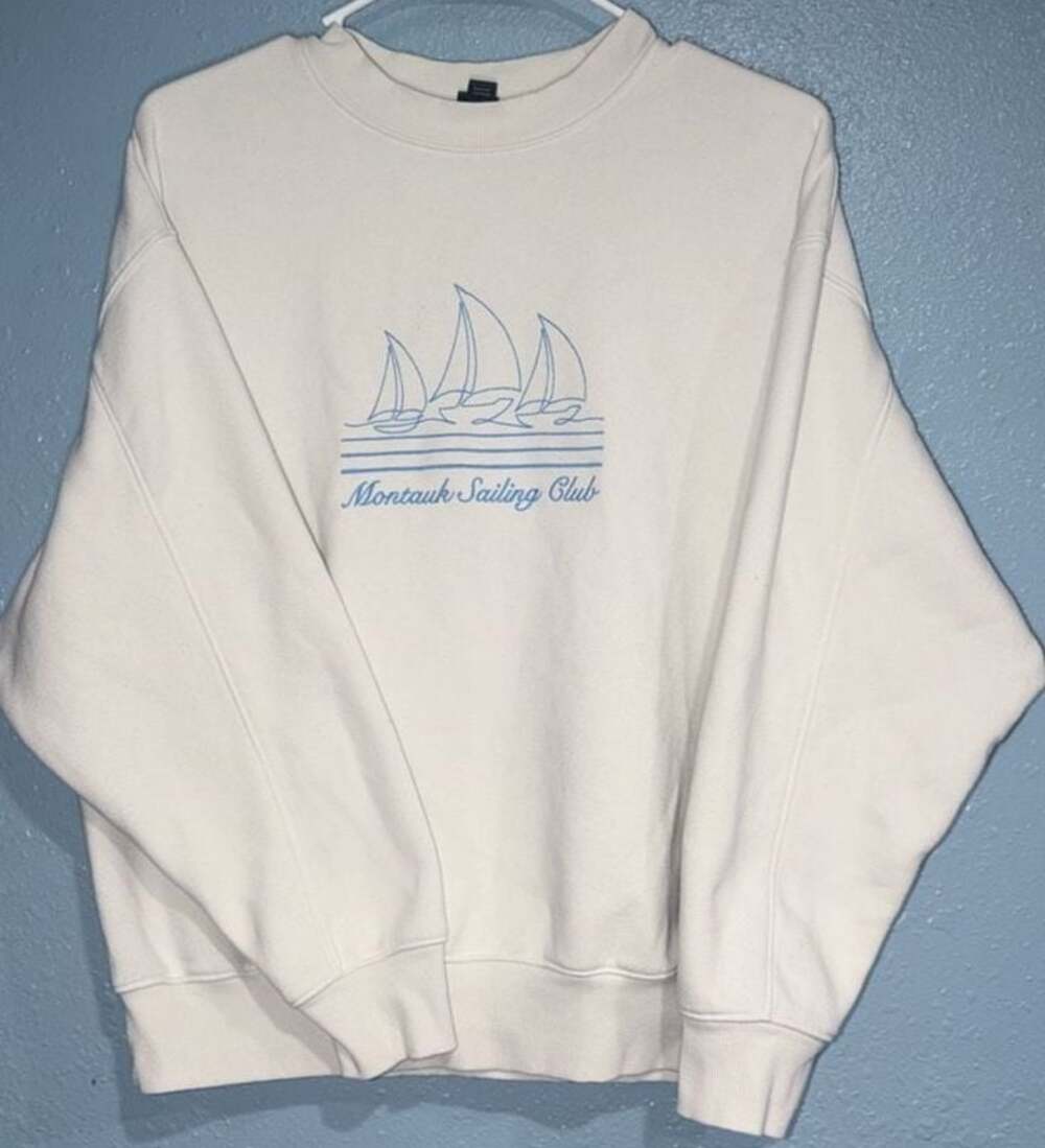 Wild Fable Montauk Sailing Club Graphic Crewneck Sweatshirt - Picture 1 of 3